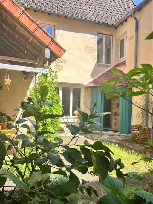 Maison Des Chevilles Ла-Шатр Экстерьер фото